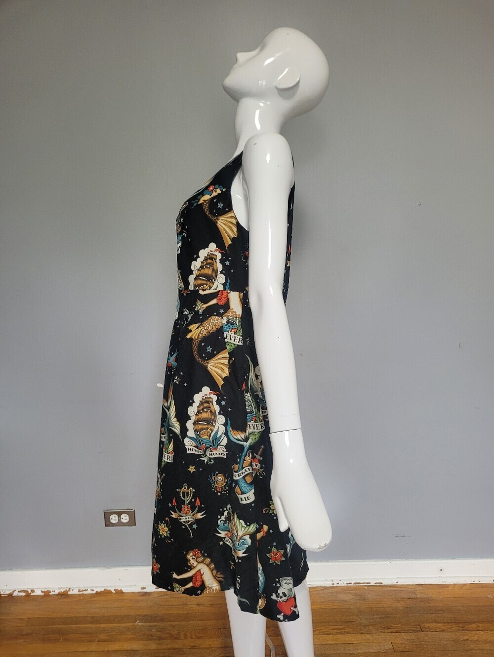 Cherry Velvet Angelina Dress In Sink Or Swim Print, VGUC, Size 1X - Picture 6 of 9